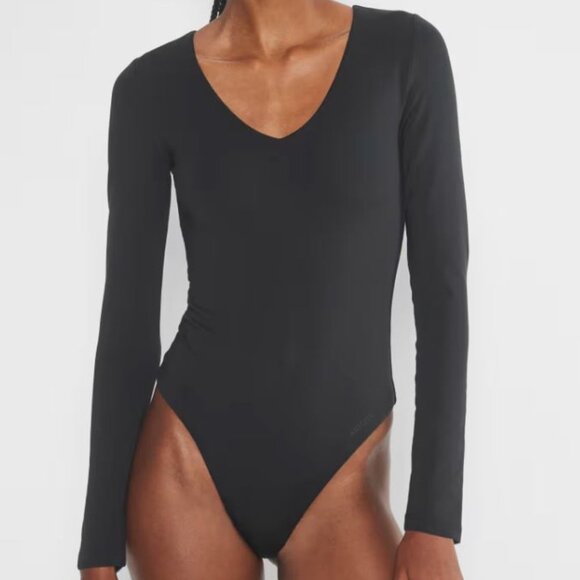 NWT Aritzia Contour Fixture Bodysuit - Picture 2 of 5